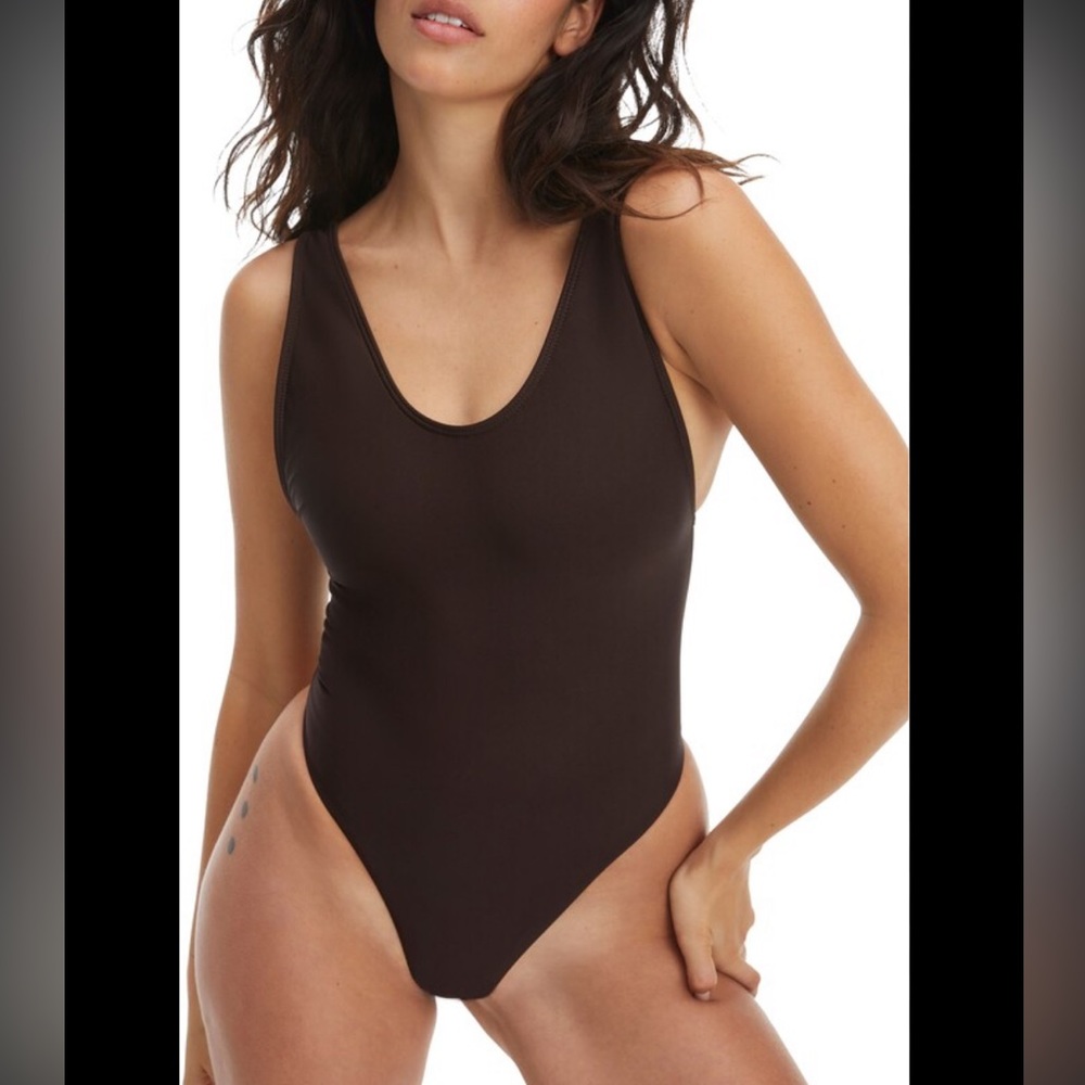 Good American new shine layout NWT size 3